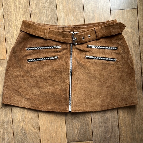 Suede skirt - Picture 3 of 5